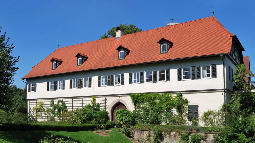Das Ditzinger Schloss, ehemaliges Wasserschloss aus dem 15./16. Jahrhundert
